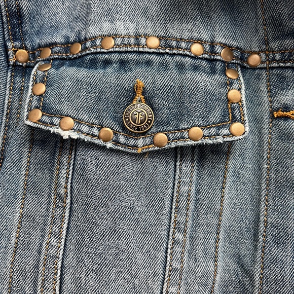 NWT FRYE Studded Denim Jacket, M - Picture 2 of 6